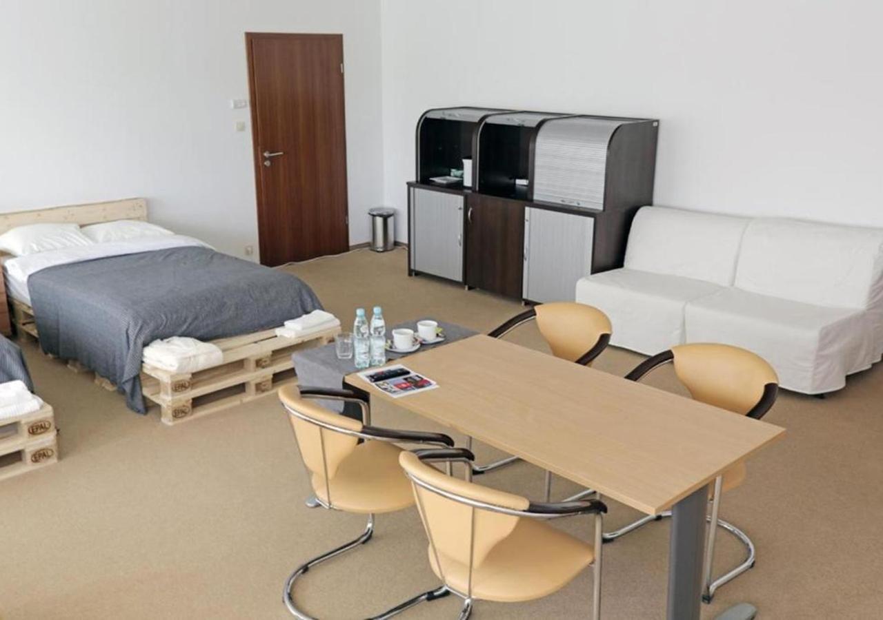 Apartamenty Expo Nadarzyn 3Rooms Kajetany Exterior foto