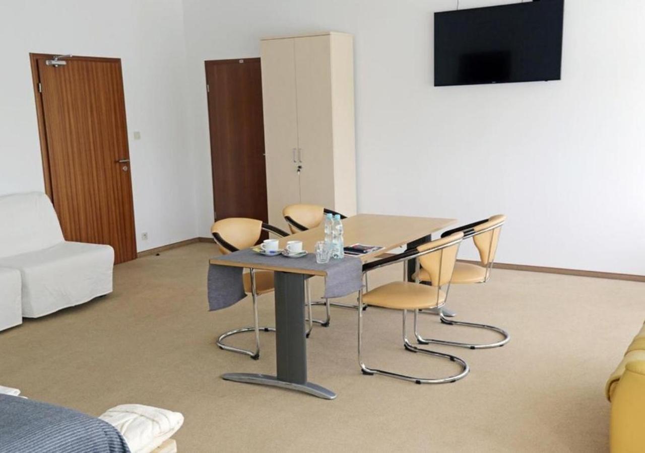 Apartamenty Expo Nadarzyn 3Rooms Kajetany Exterior foto